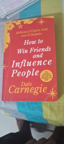 how-to-win-friends-and-influence-people-big-0